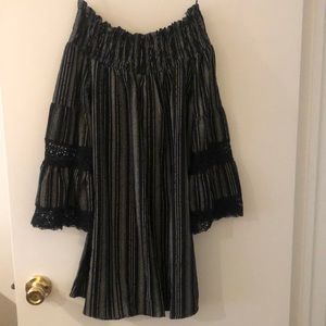 ⚡️ Women Black & White Off the Shoulder Blouse